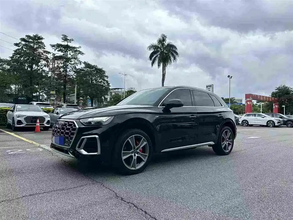 Audi Q5L 2022