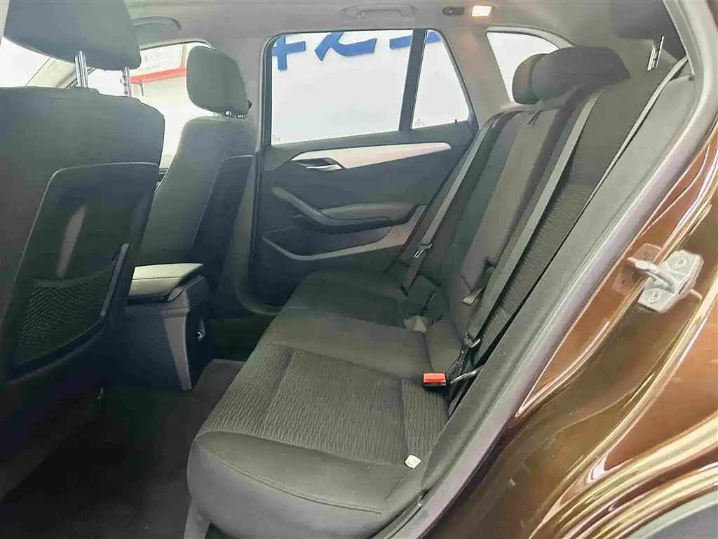 BMW X1 — миниатюра 23
