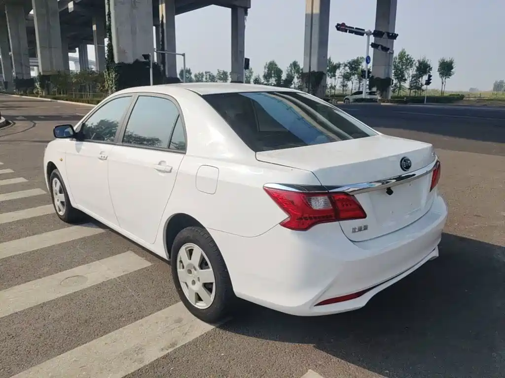 BYD F3 — миниатюра 5
