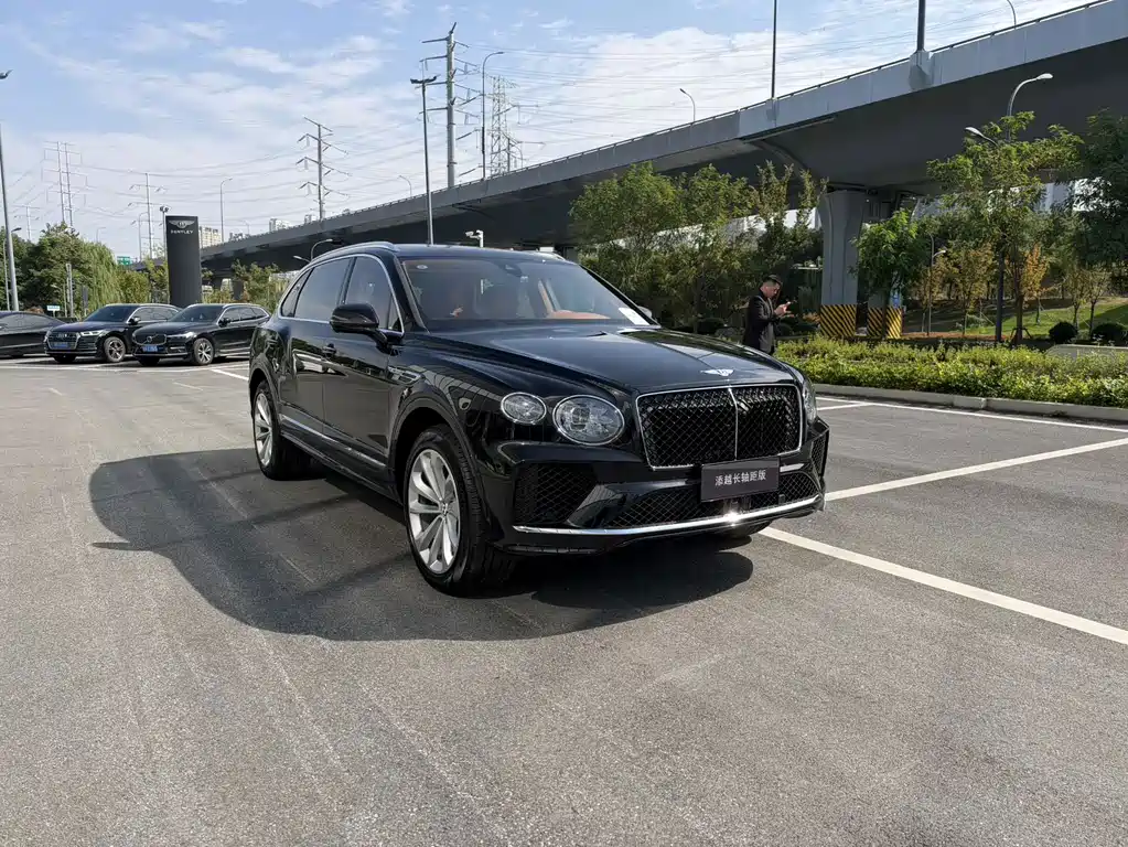 Bentley Bentayga — миниатюра 2