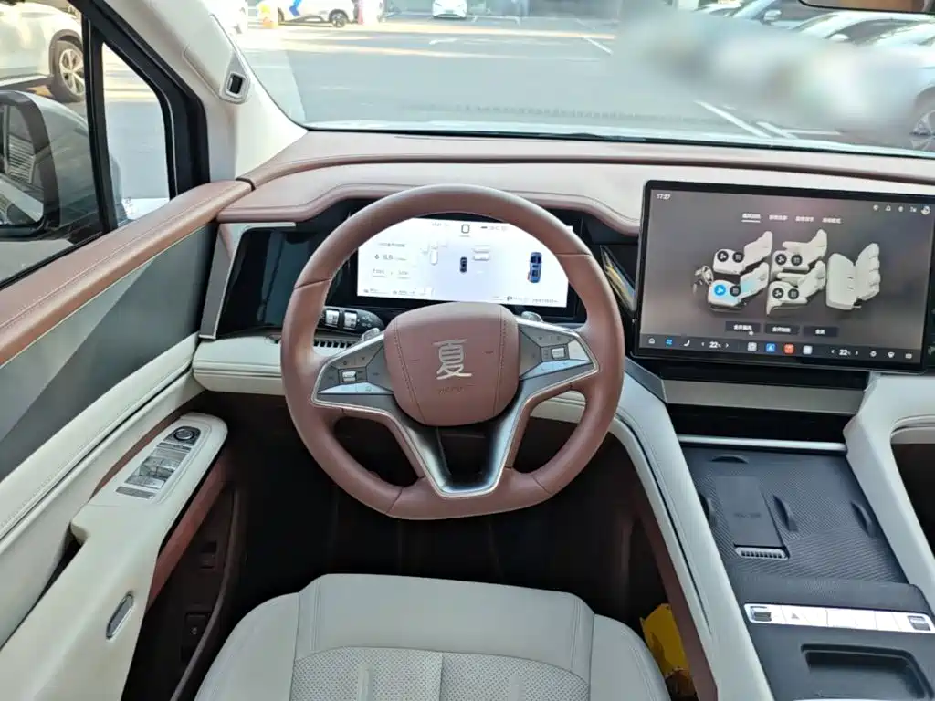 BYD Xia — миниатюра 11