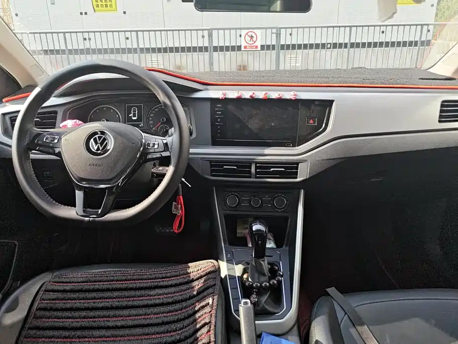 Volkswagen Polo — миниатюра 12