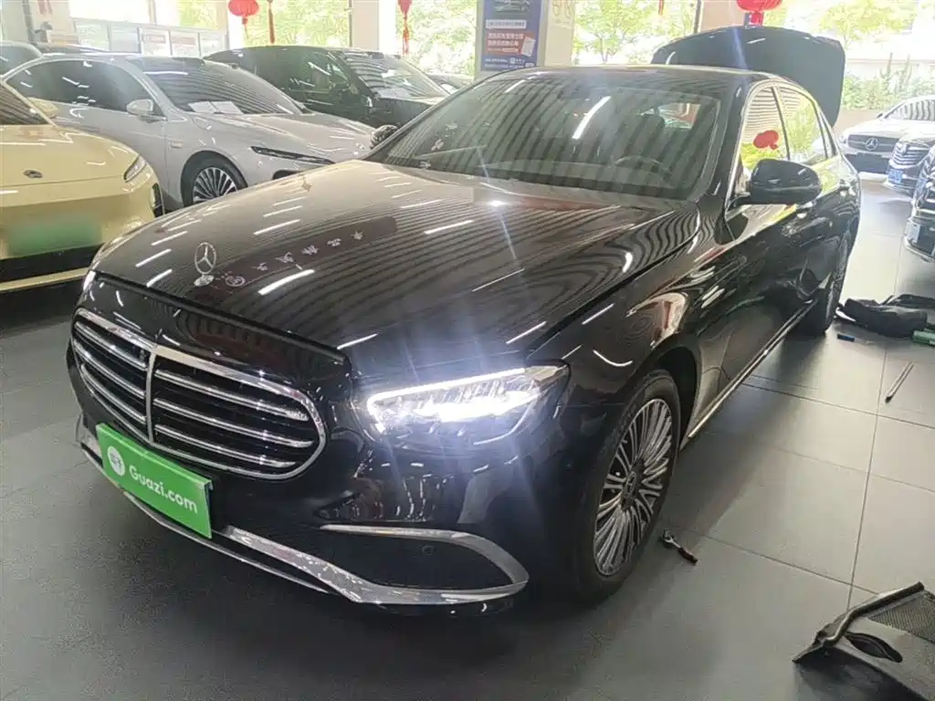Mercedes-Benz E-Class 2023