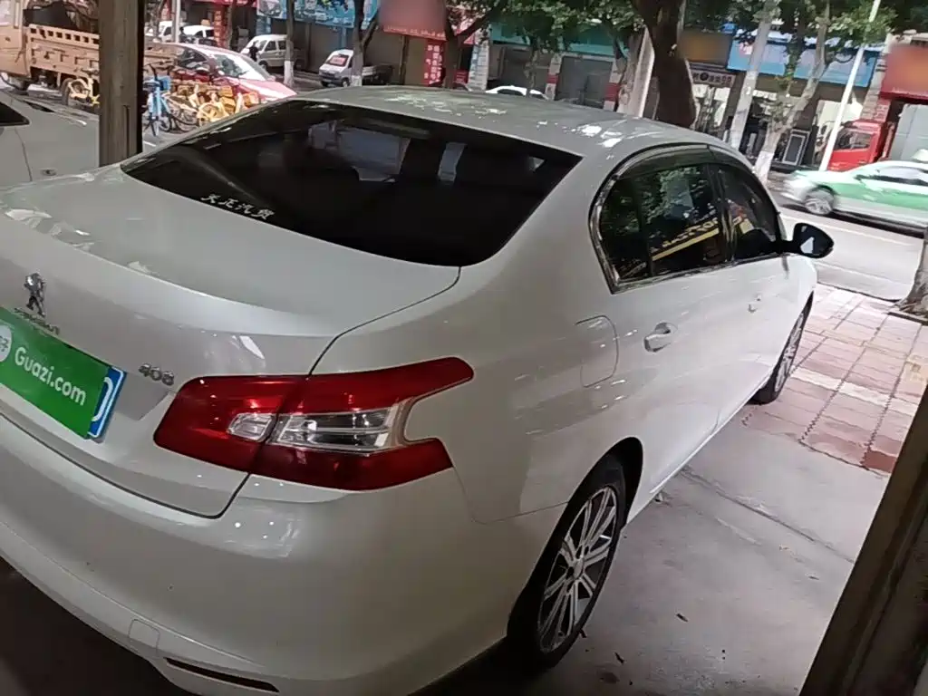 Peugeot 408 — миниатюра 7