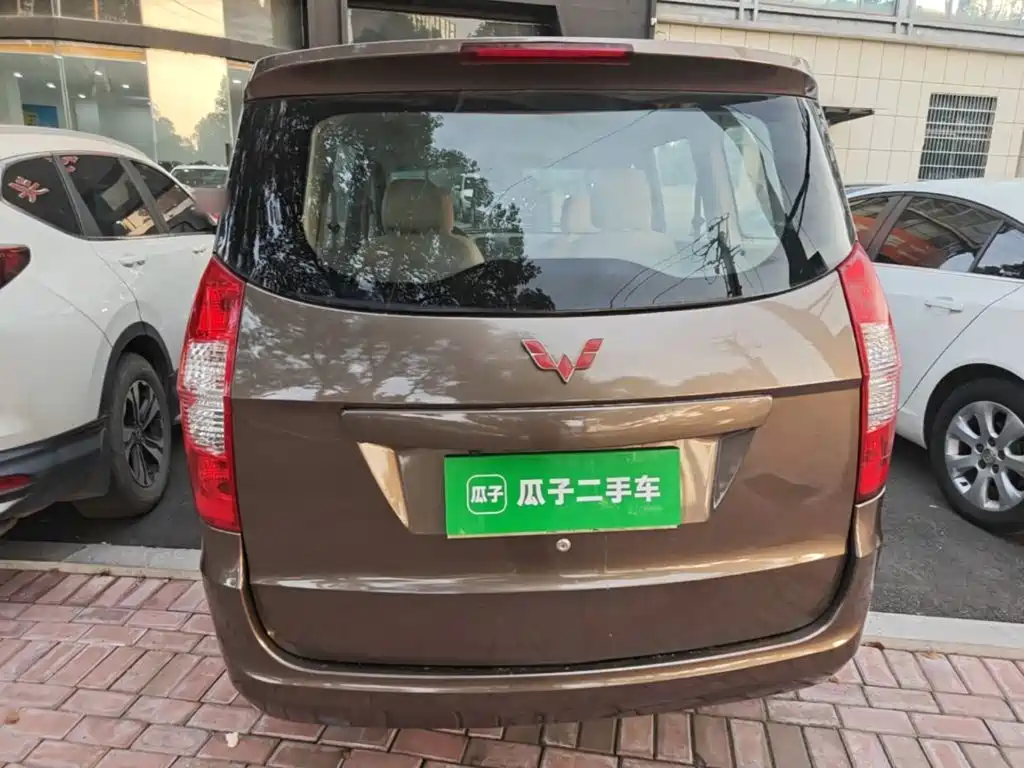 Wuling Hongguang — миниатюра 6