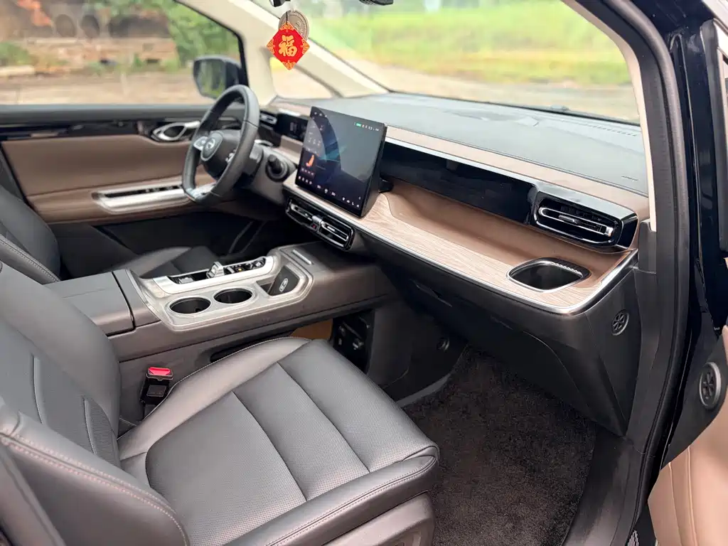 GAC Motor Trumpchi E8 — миниатюра 10