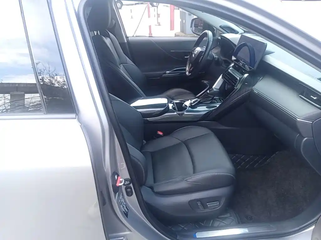 Toyota Venza — миниатюра 25