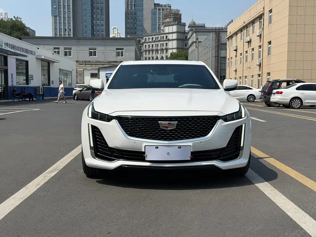 Cadillac CT5 — миниатюра 2
