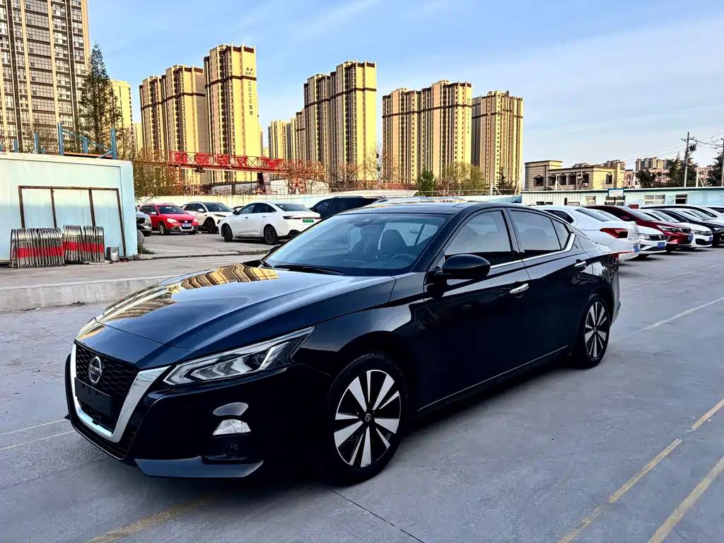 Nissan Teana 2022