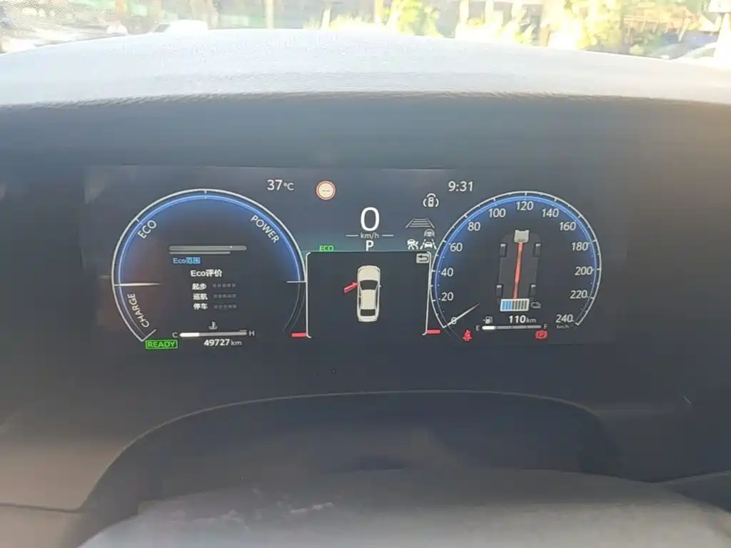 Toyota Camry — миниатюра 12