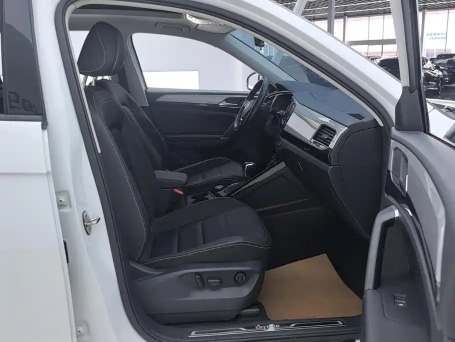Volkswagen Tayron 2019 330TSI Luxury VI