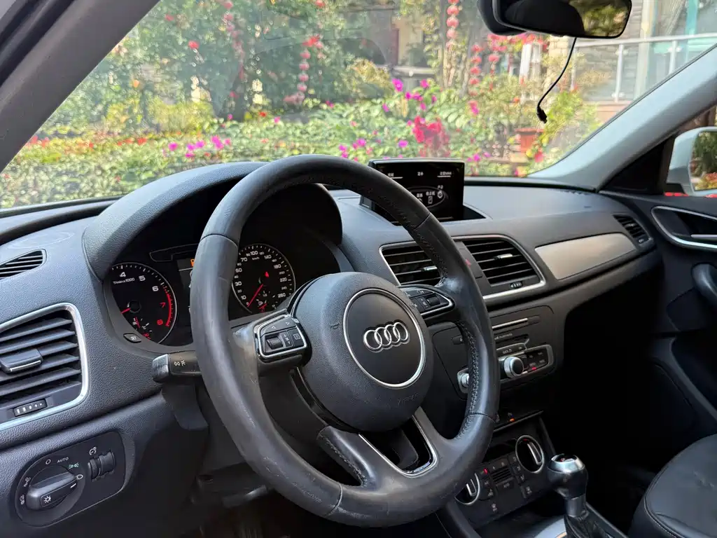 Audi Q3 — миниатюра 5