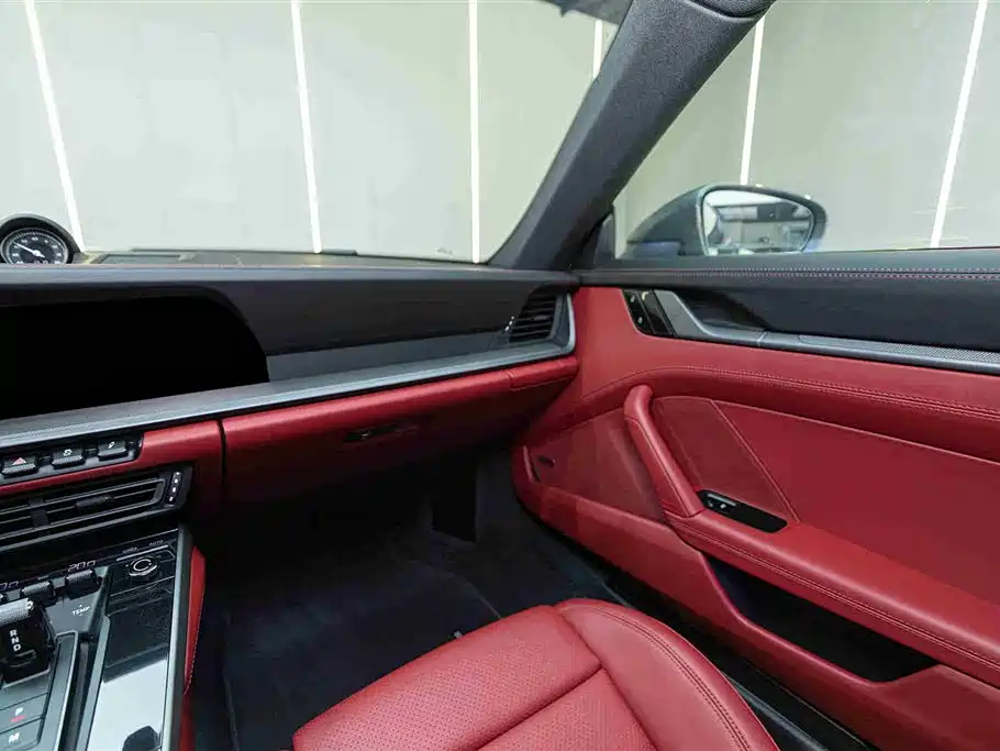 Porsche 911 2022 Carrera 4S 3.0T
