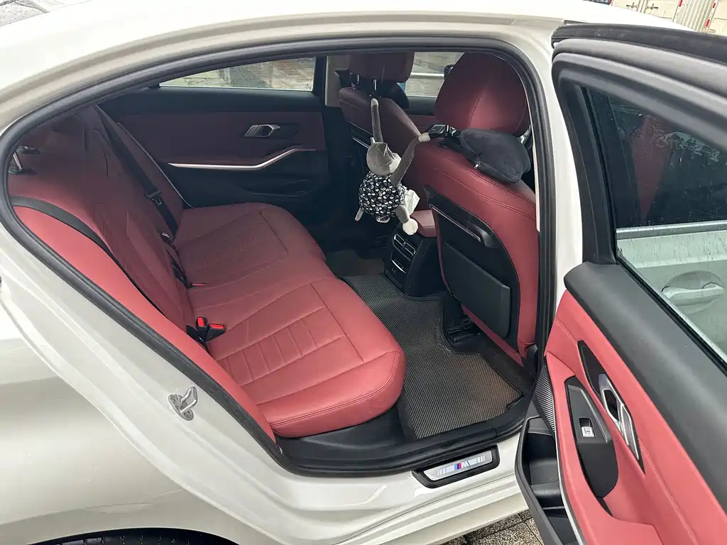 BMW 3 Series — миниатюра 8