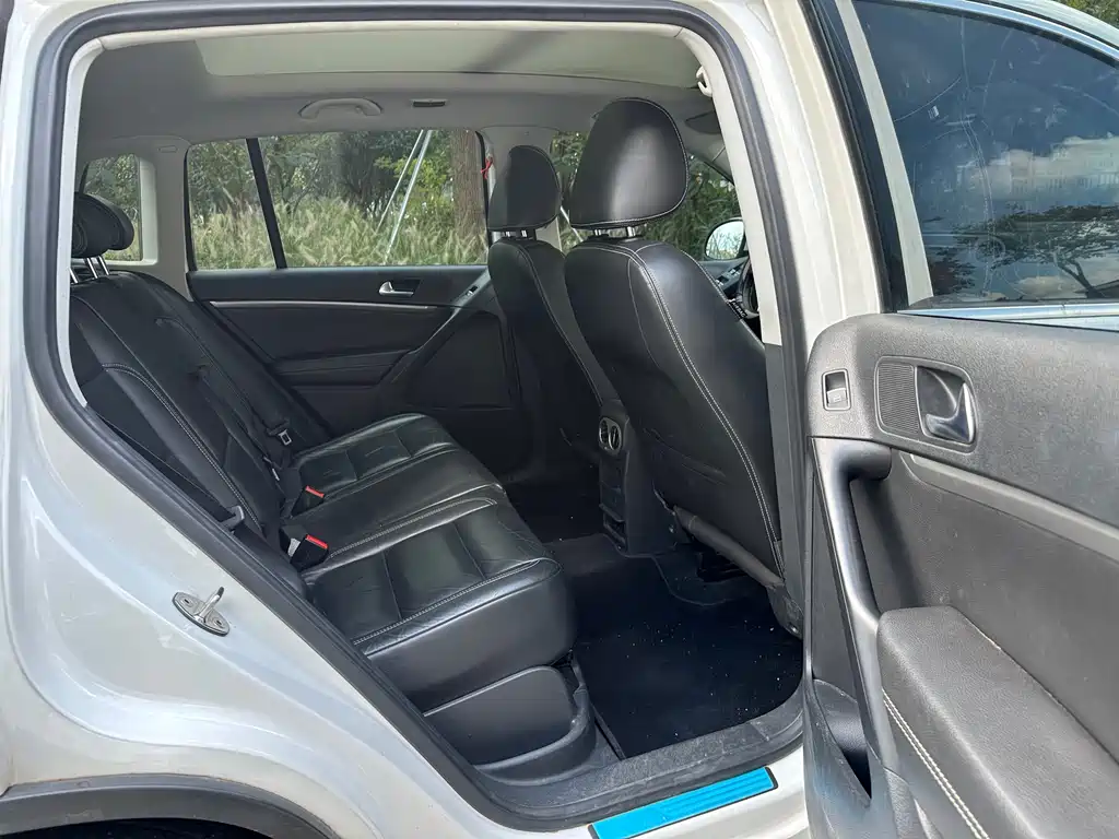 Volkswagen Tiguan — миниатюра 13