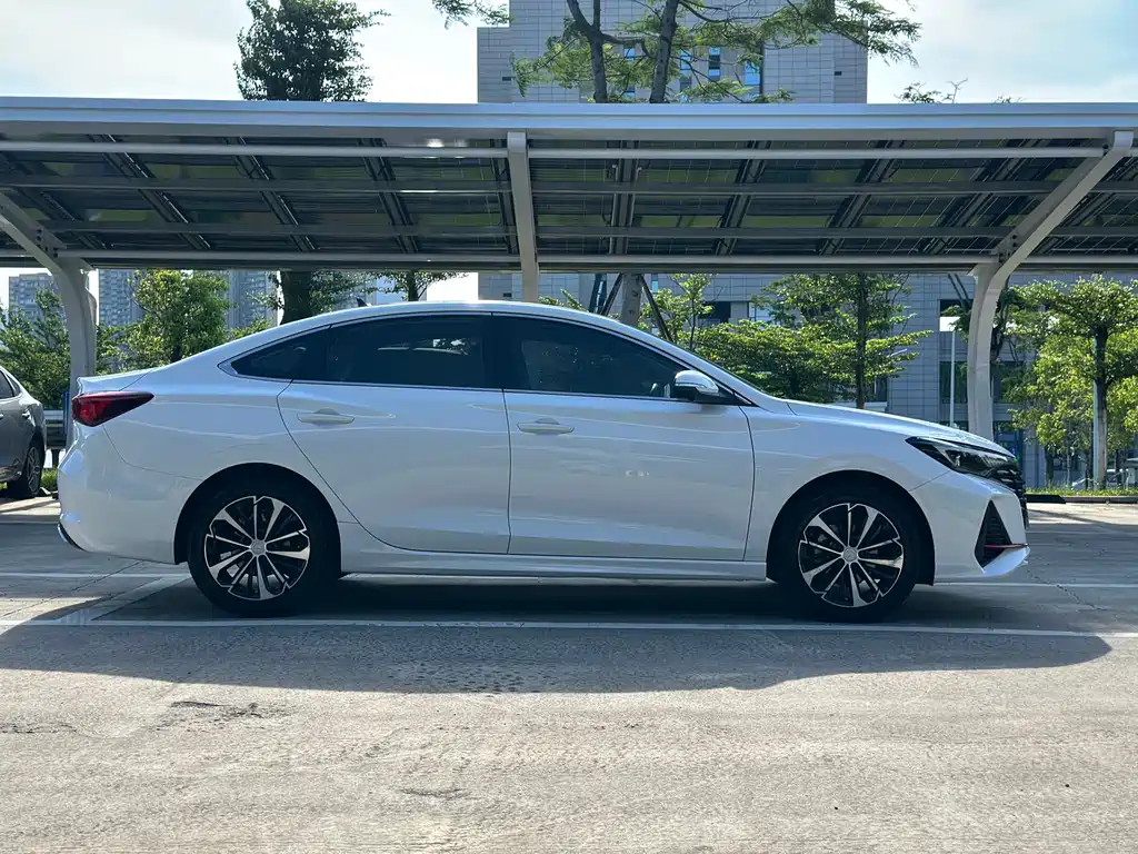 Changan Eado 2022 PLUS NE 1.4T GDI DCT Flagship