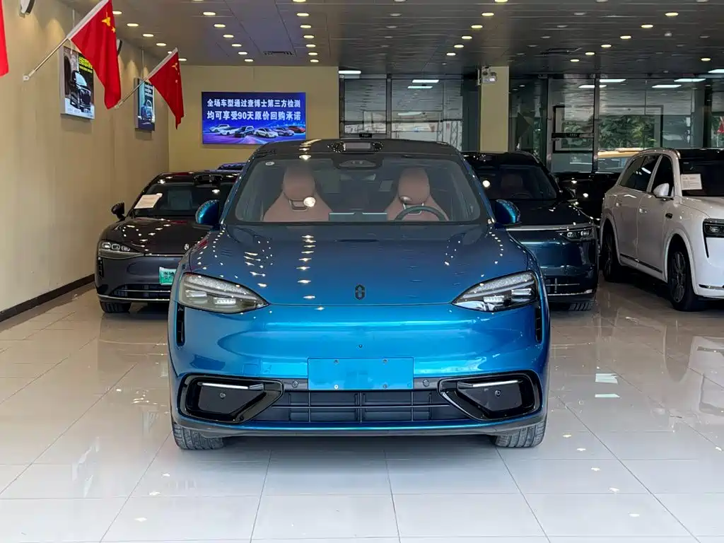 AITO AITO M6 — миниатюра 2