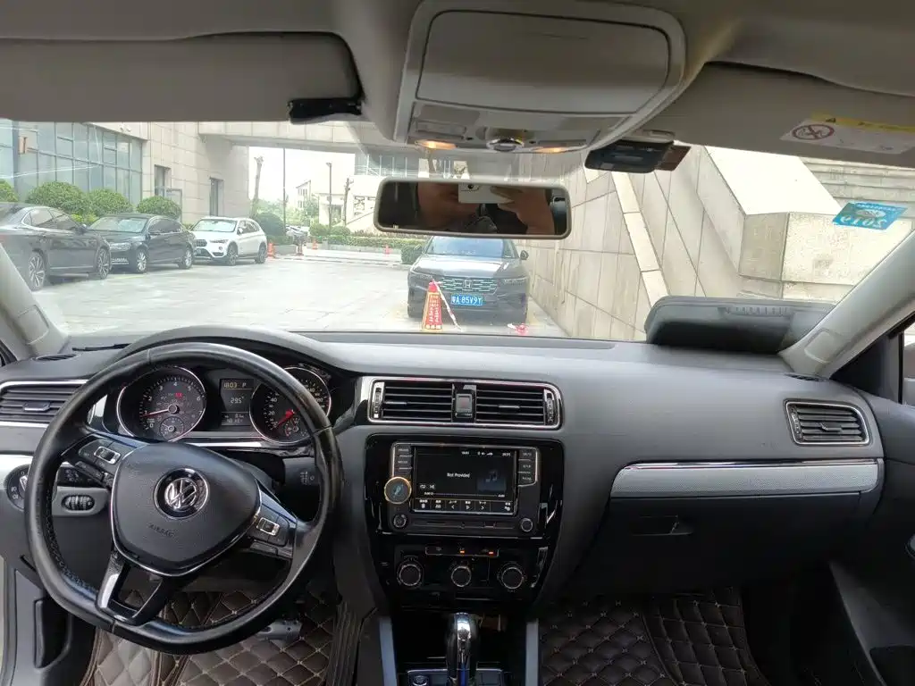 Volkswagen Sagitar — миниатюра 19