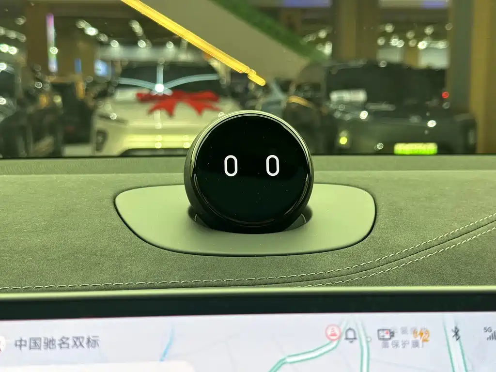 NIO EC6 — миниатюра 11