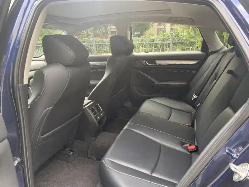 Honda Inspire — миниатюра 6