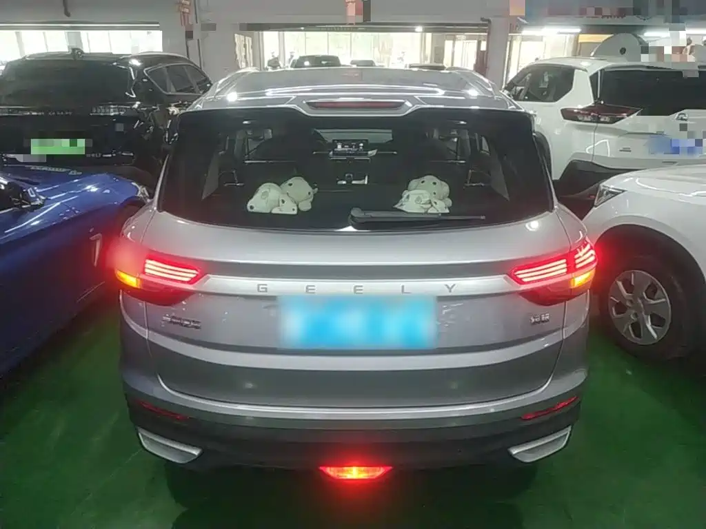 Geely Binyue — миниатюра 6