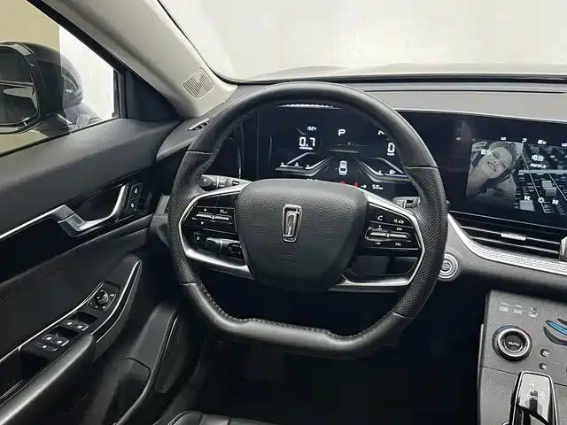 Bestune B70 — миниатюра 10