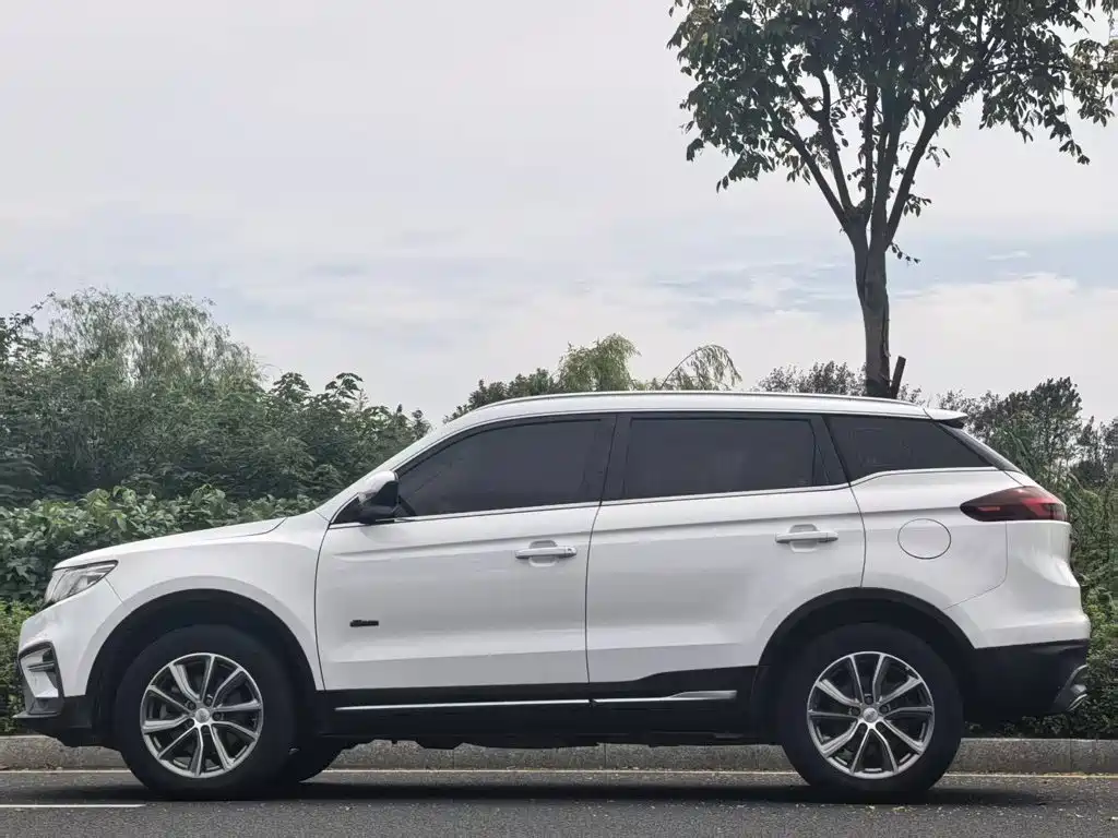 Geely Boyue — миниатюра 3