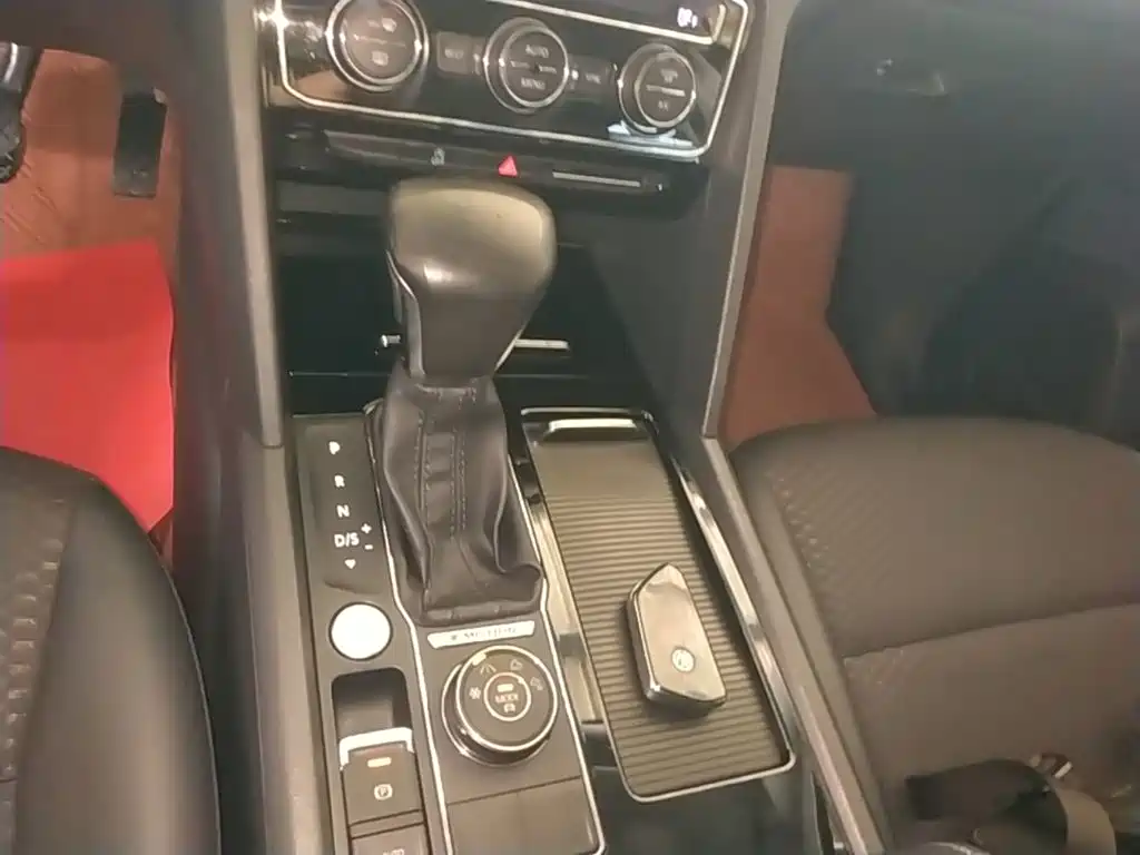 Volkswagen Teramont — миниатюра 14