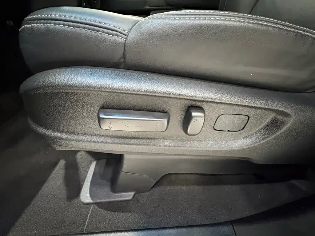 Honda Elysion — миниатюра 8