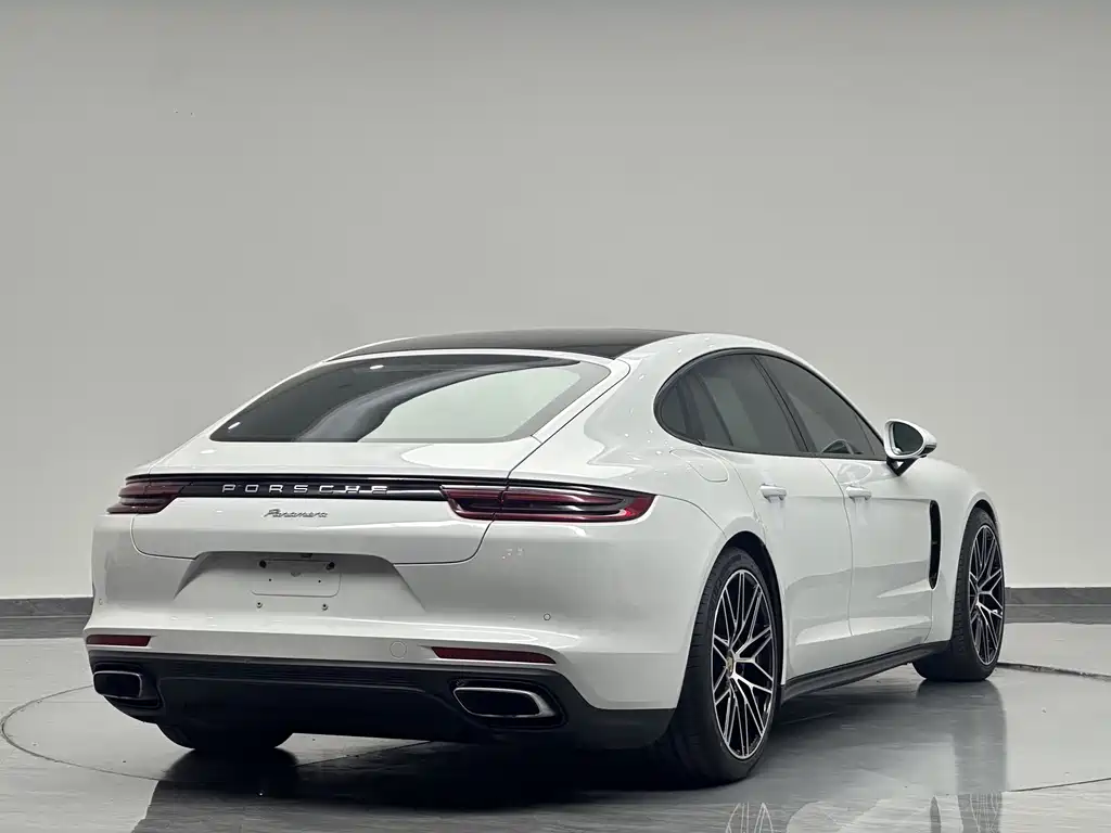 Porsche Panamera — миниатюра 5