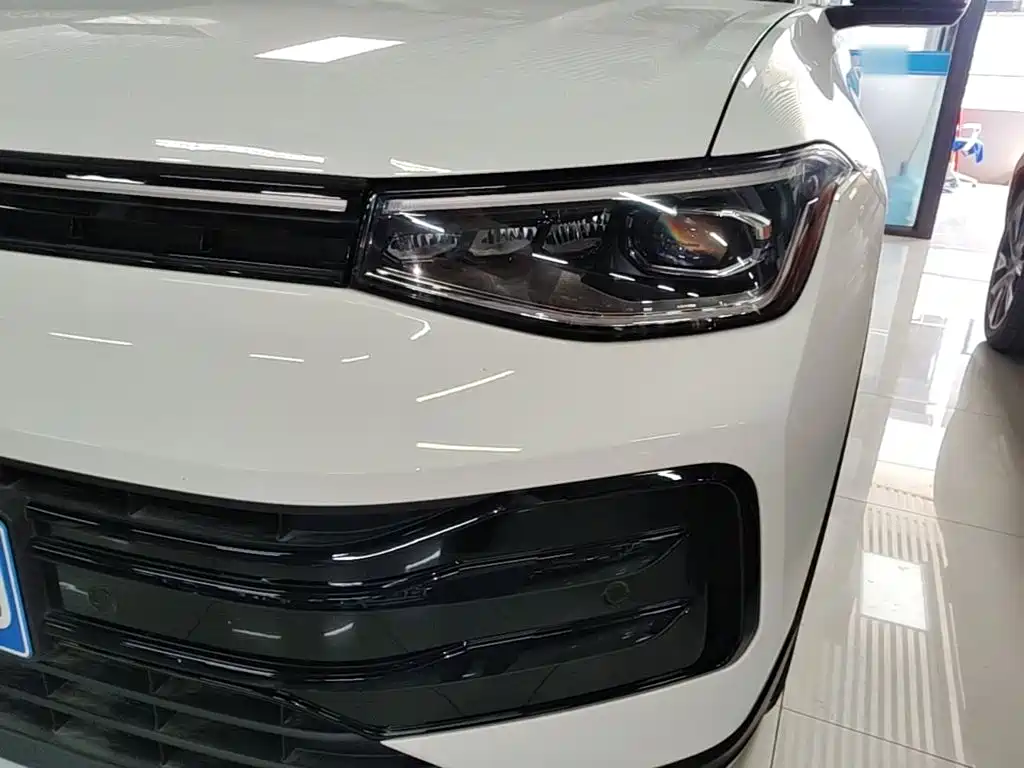 Volkswagen Tharu — миниатюра 24
