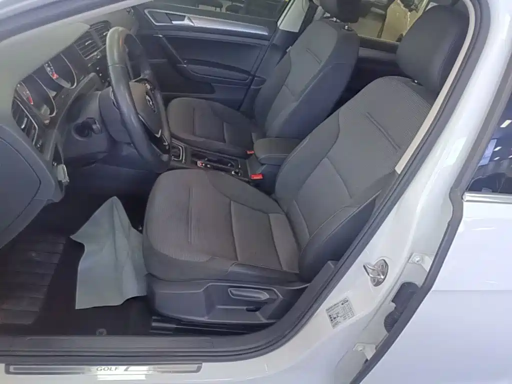 Volkswagen Golf — миниатюра 15