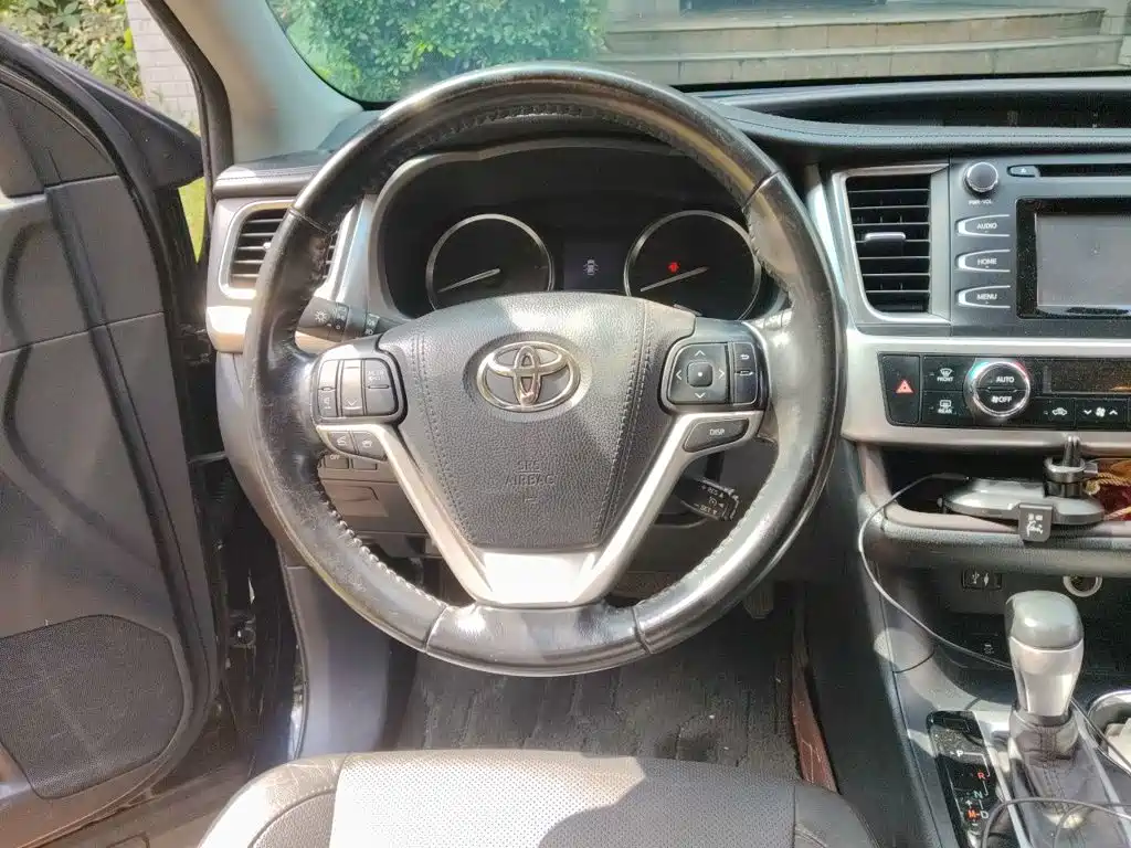 Toyota Highlander — миниатюра 11
