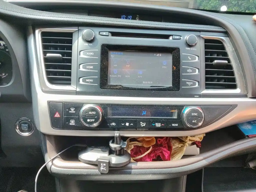 Toyota Highlander — миниатюра 14