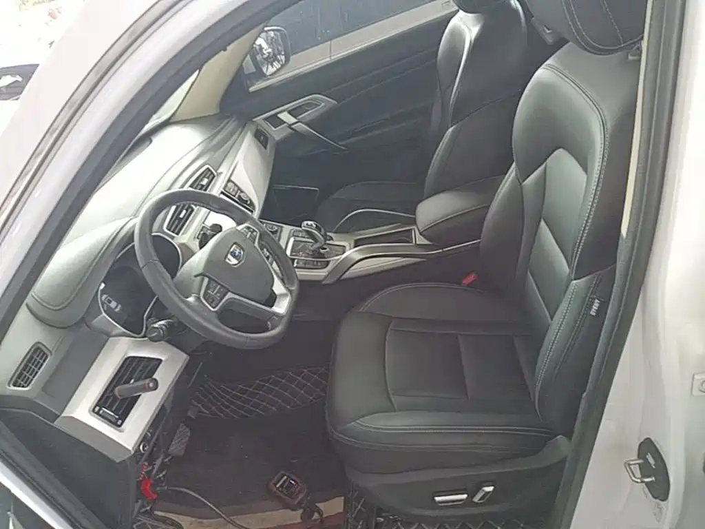 Geely Boyue — миниатюра 15