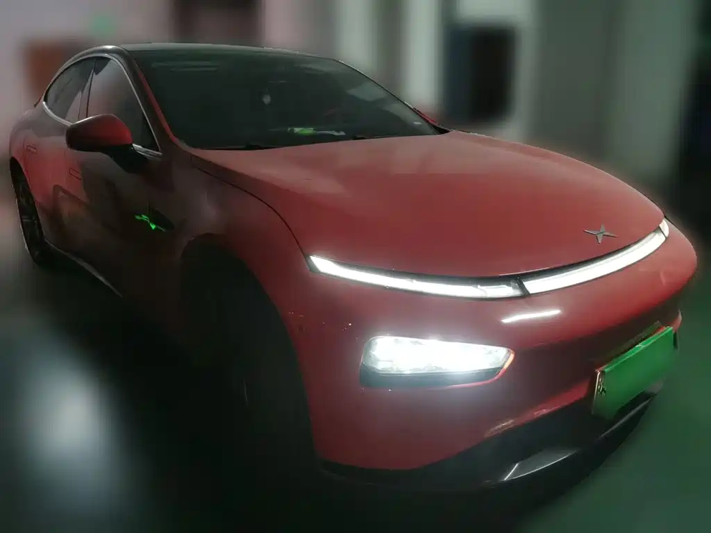 XPeng P7 — миниатюра 25
