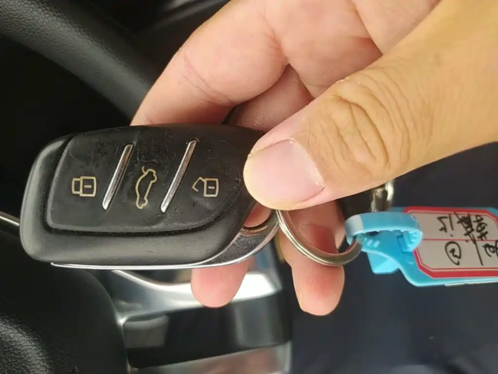 Roewe i5 — миниатюра 9