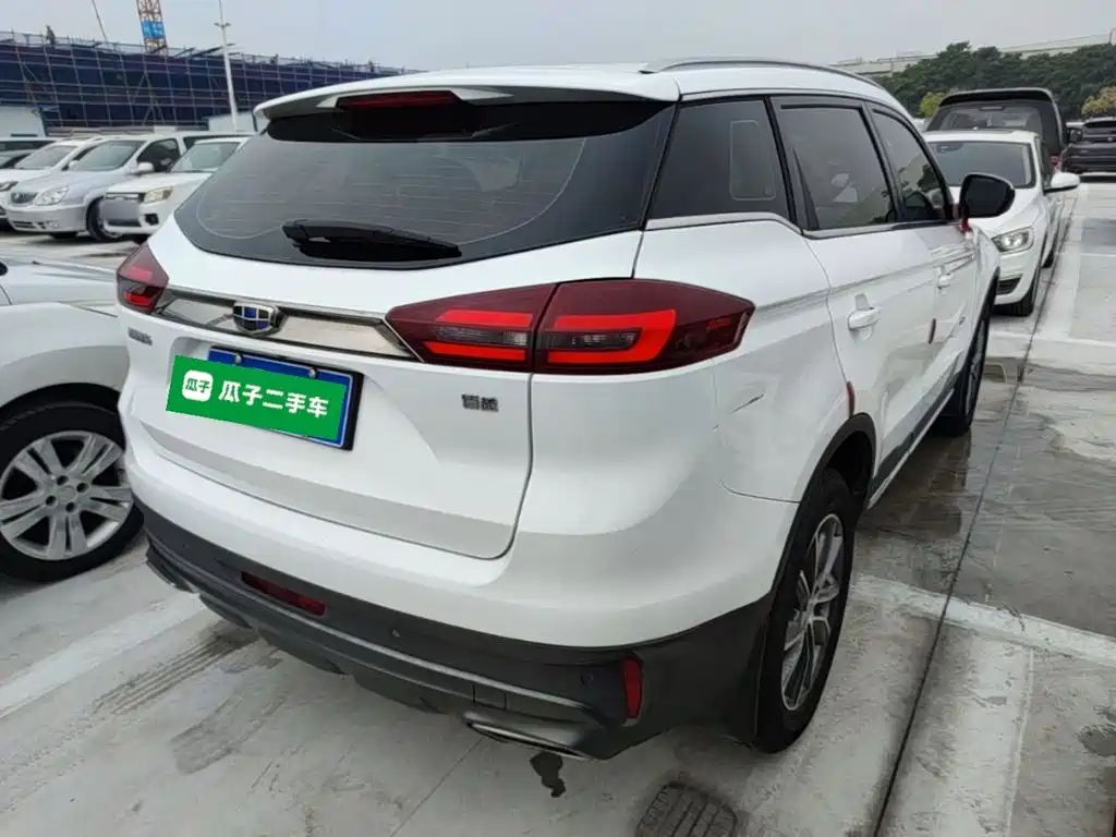Geely Boyue — миниатюра 7