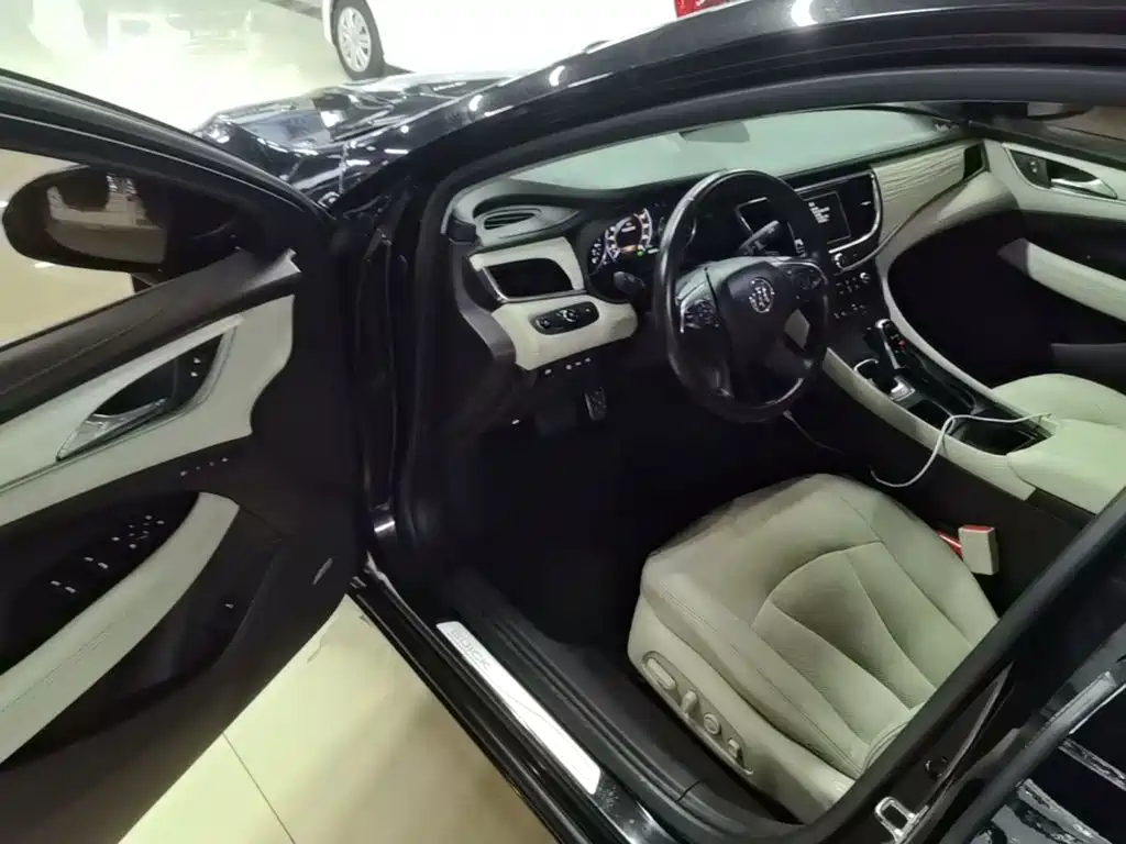 Buick LaCrosse — миниатюра 16