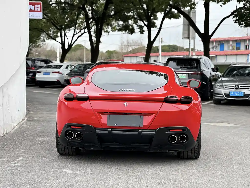 Ferrari Roma 2020 3.9T V8