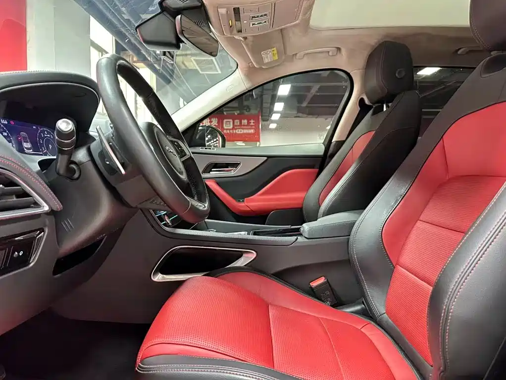 Jaguar F-PACE — миниатюра 8