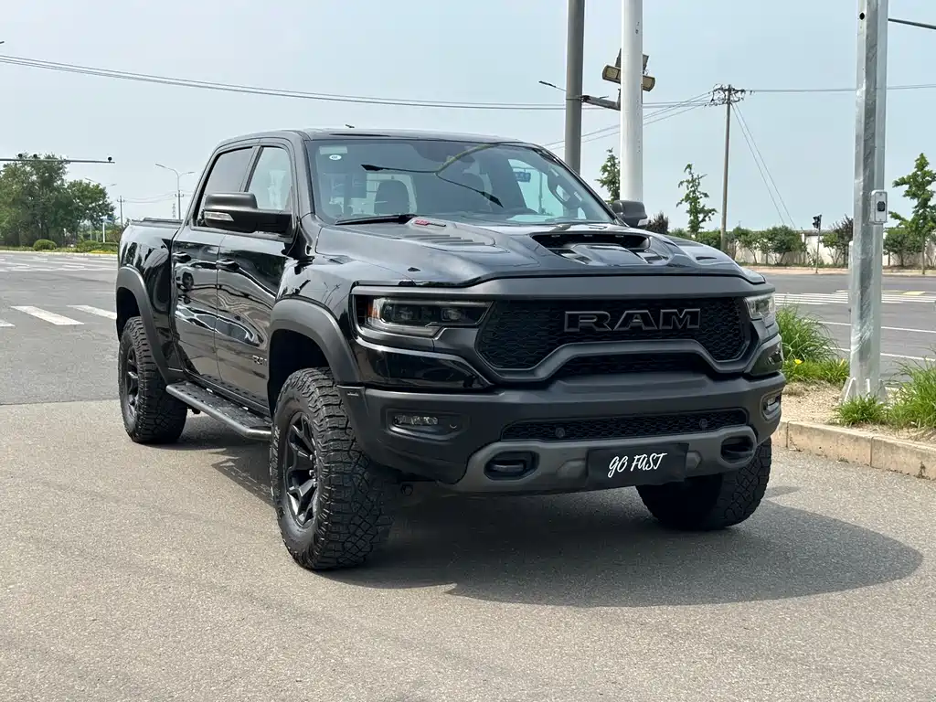 Ram Trucks 2024 6.2T AT