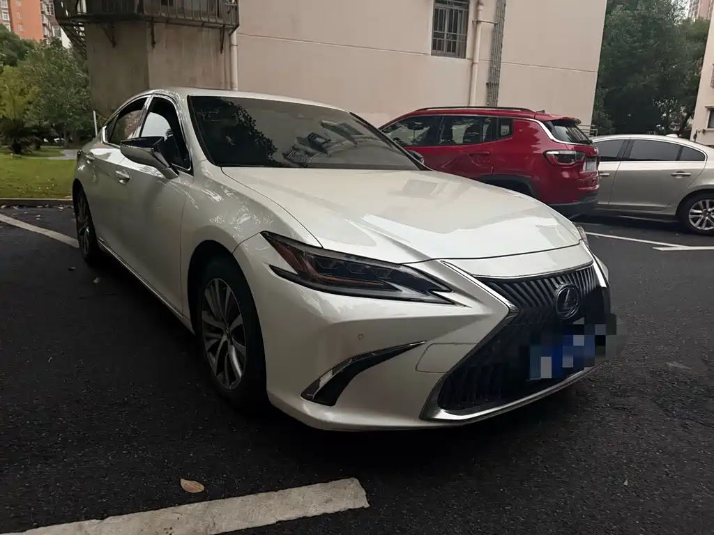 Lexus ES — миниатюра 3