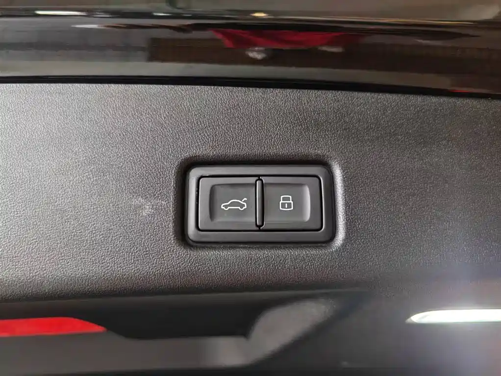 Audi Q5L — миниатюра 22