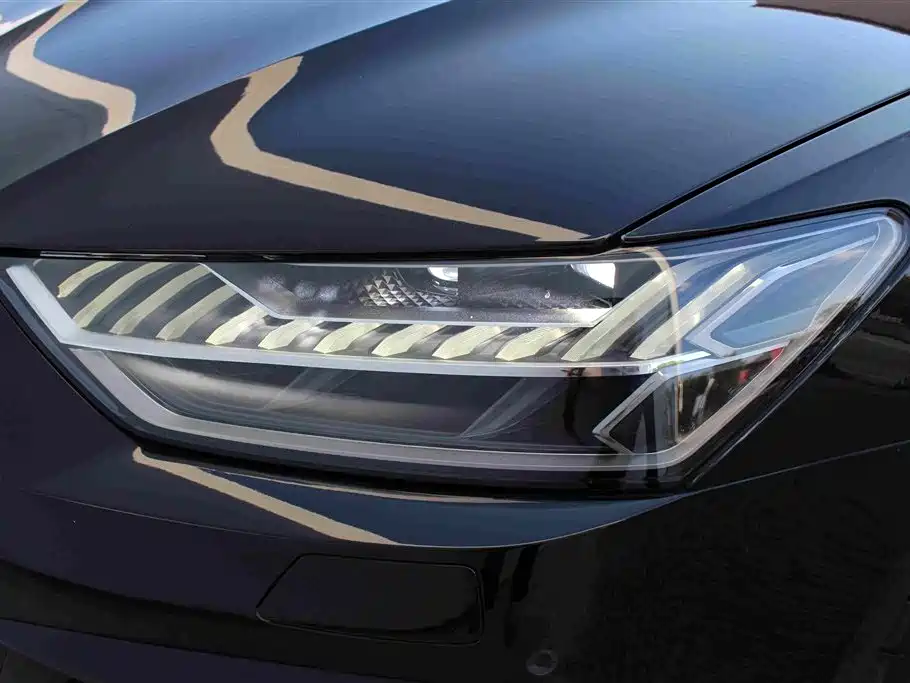 Audi A7L — миниатюра 15