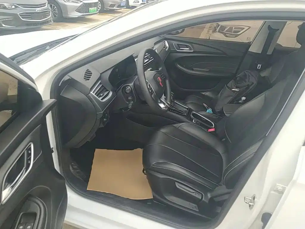 Roewe i5 — миниатюра 16