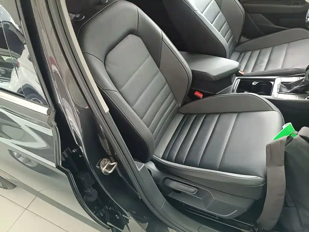 Volkswagen Sagitar — миниатюра 25