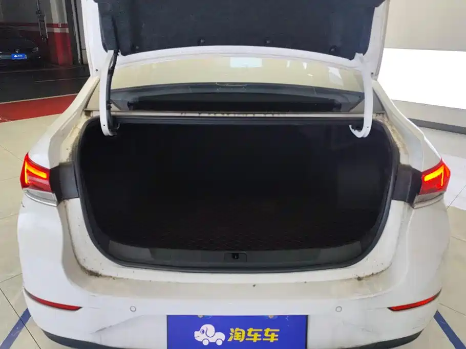 Buick Excelle — миниатюра 4