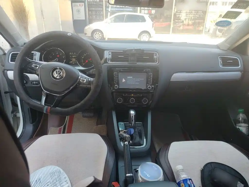 Volkswagen Sagitar — миниатюра 10