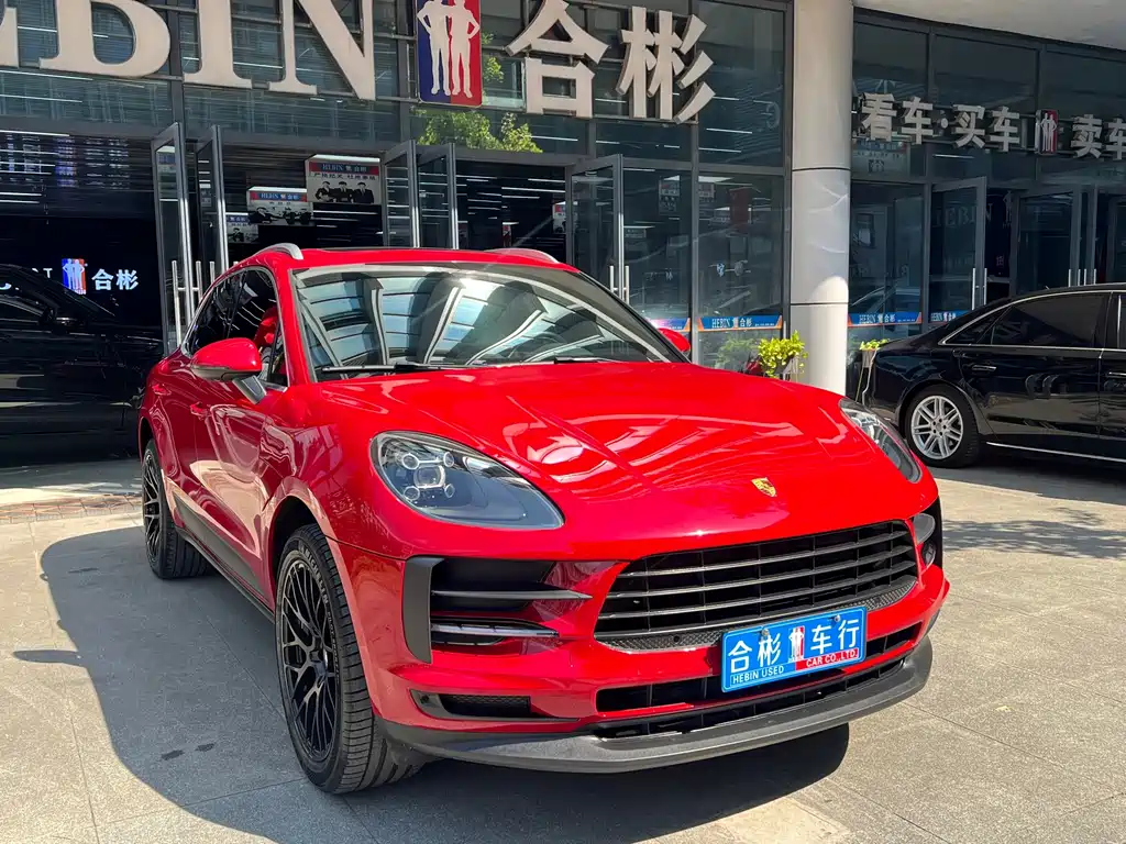 Porsche Macan — миниатюра 3